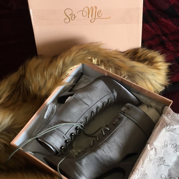 SO ME Shoes - SILVER BOOTIES